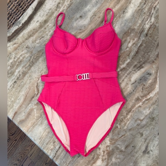 Women’s SOLID & STRIPED The Spencer One Piece Swimsuit Strawberry- Sz Small - Picture 3 of 7